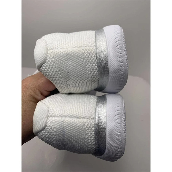 Skechers Women's Gratis-Strolling Sneaker, White/Silver, WIDE FIT, NEW 8.5 - Picture 2 of 6